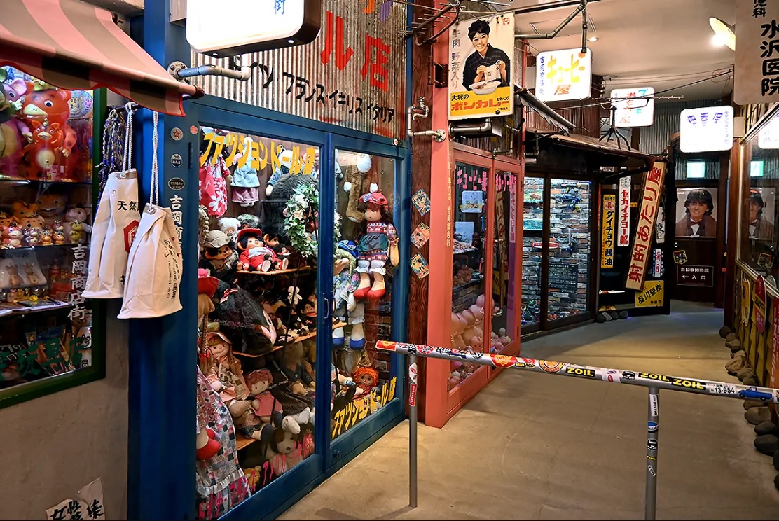 【100円割引】伊香保 おもちゃと人形 自動車博物館