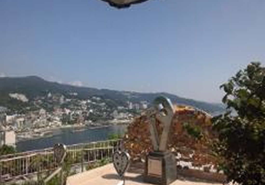 【セット券200円割引】アタミロープウェイ・熱海秘宝館