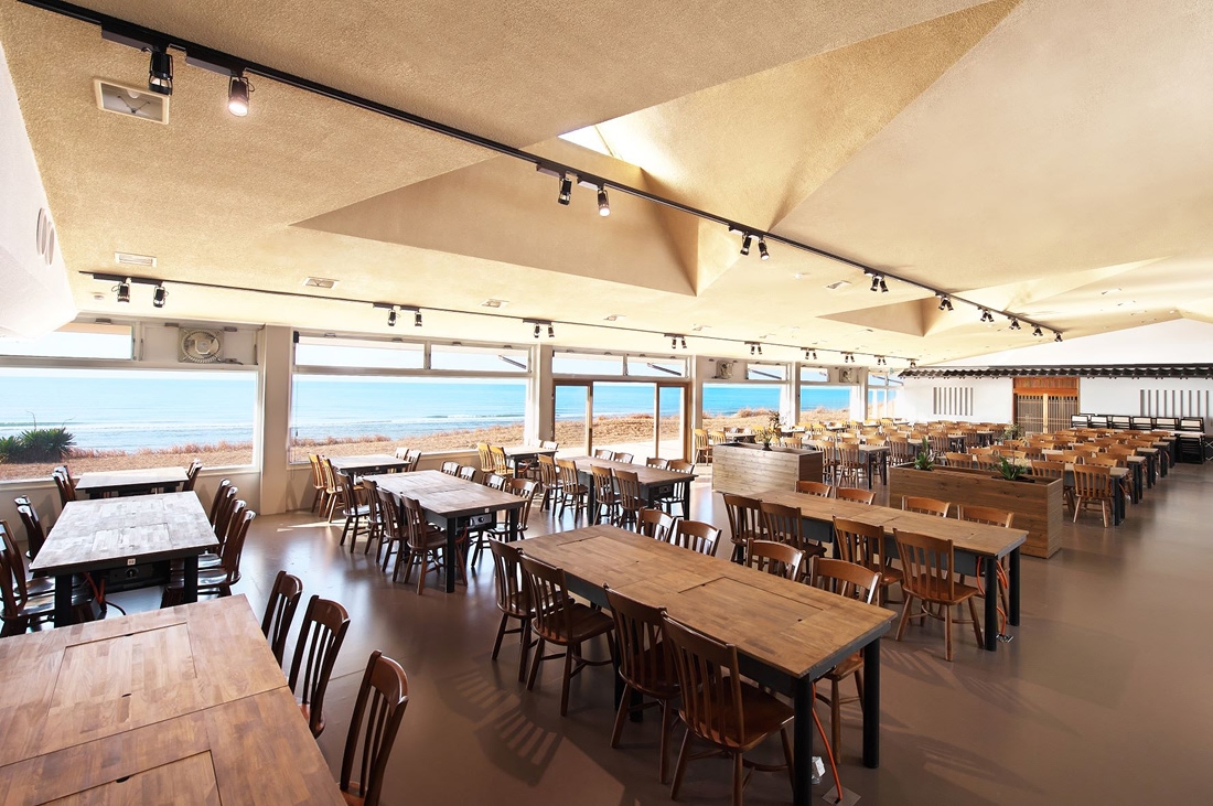 千里浜レストハウス