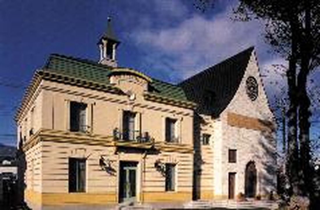 【平日半額！土日祝10%割引】日本シャンソン館